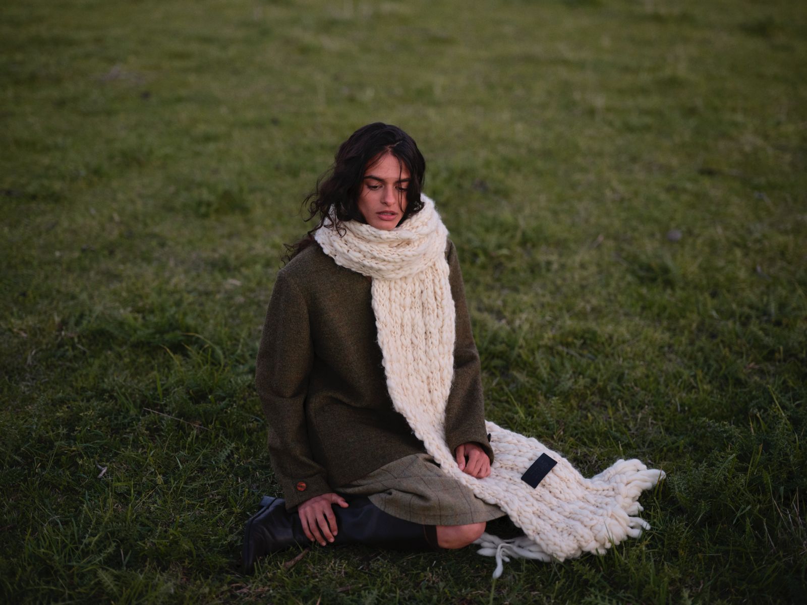 LENGA Snow White Scarf